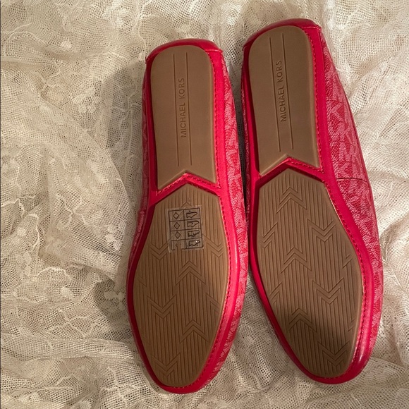 Michael Kors Cherry Red Logo Flats - Picture 3 of 5